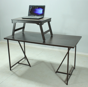 Подставка на стол для работы стоя на ноутбуке