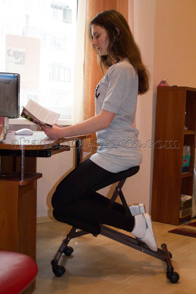 Ортопедический коленный стул СтК3 (kneeling chair) фото Стул коленный