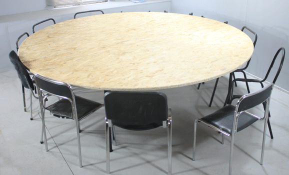Банкетный стол круглый складной диаметром 2,5 м
